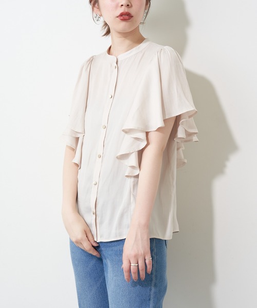 natural couture(ナチュラルクチュール)の「プチプラふんわりリラックスノースリーブブラウス(シャツ/ブラウス・レディース・ブラウン/オフホワイト/イエロー/ミント・FREE)」の1枚目の写真