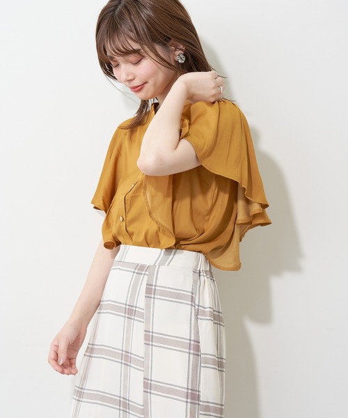 natural couture(ナチュラルクチュール)の「プチプラふんわりリラックスノースリーブブラウス(シャツ/ブラウス・レディース・ブラウン/オフホワイト/イエロー/ミント・FREE)」の4枚目の写真