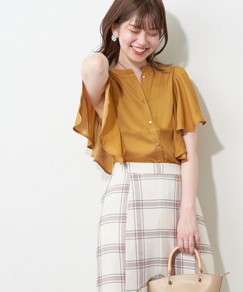 natural couture(ナチュラルクチュール)の「プチプラふんわりリラックスノースリーブブラウス(シャツ/ブラウス・レディース・ブラウン/オフホワイト/イエロー/ミント・FREE)」の17枚目の写真
