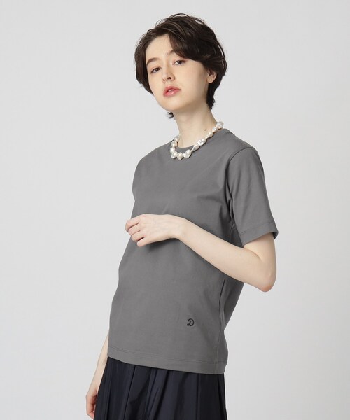 DRESSTERIOR（ドレステリア）の「◆【スタイリスト亀恭子さんコラボレーションアイテム】クラシックプレーンTシャツ（Tシャツ/カットソー・レディース・ホワイト/ベージュ/パープル/ダークグレー・38/36）」の3枚目の写真