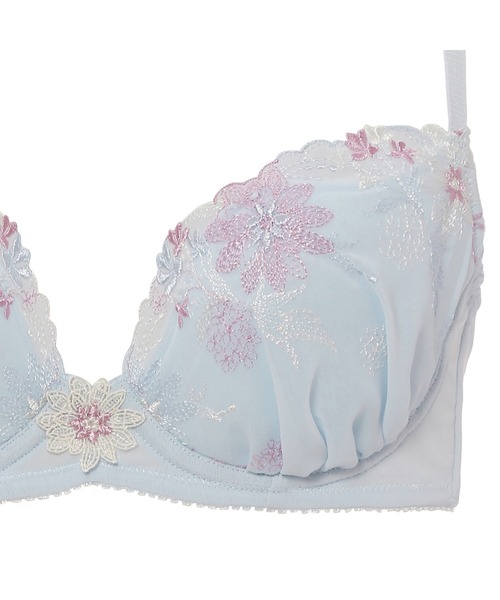 AMOSTYLE BY Triumph（アモスタイルバイトリンプ）の「マルチブロッサムペタル プッシュアップブラ ブラ＆ショーツセット【B,C,Dカップ】AMST1365 WHU + Hikini JX（ブラ&ショーツ・レディース・ホワイト/ピンク/ライトブルー・B75/C70/D70/B65/C75/D65/D75/C65/B70）」の11枚目の写真