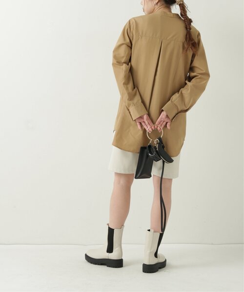 RAY CASSIN（レイカズン）の「タックパネルシャツ（シャツ/ブラウス・レディース・ブラック/オフホワイト/キャメル・FREE）」の21枚目の写真