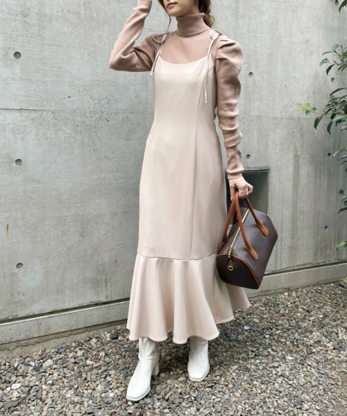 one after another NICE CLAUP（ワンアフターアナザーナイスクラップ）の「着回し万能なマーメイドキャミワンピース（ワンピース・レディース・ベージュ/ベージュ系その他/ブラック系その他/ブラック系その他2/ブラック・FREE）」の4枚目の写真
