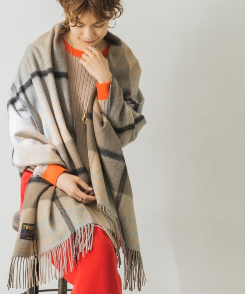 TWEED MILL（ツイードミル）の「『別注』TWEED MILL×URBAN RESEARCH　Lambwoolstole（マフラー・レディース・ブラウン系その他/ベージュ系その他/ブルー系その他/イエロー系その他/グリーン系その他・-）」の14枚目の写真