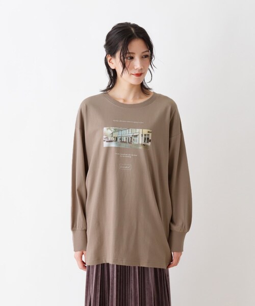 SHOO・LA・RUE（シューラルー）の「◆アソートプリントロンT（Tシャツ/カットソー・レディース・ブラウン系その他/オリーブ系/チャコール/ホワイト系/ライトパープル/ブラック系3・04/02/03）」の14枚目の写真