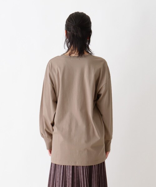 SHOO・LA・RUE（シューラルー）の「◆アソートプリントロンT（Tシャツ/カットソー・レディース・ブラウン系その他/オリーブ系/チャコール/ホワイト系/ライトパープル/ブラック系3・04/02/03）」の17枚目の写真