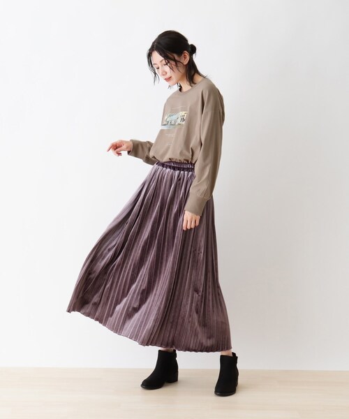 SHOO・LA・RUE（シューラルー）の「◆アソートプリントロンT（Tシャツ/カットソー・レディース・ブラウン系その他/オリーブ系/チャコール/ホワイト系/ライトパープル/ブラック系3・04/02/03）」の15枚目の写真