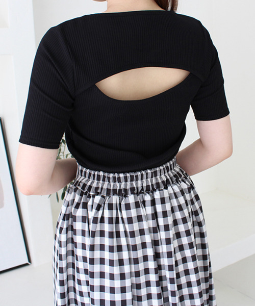 MODE ROBE(モードローブ)の「バックオープンリブトップス(Tシャツ/カットソー・レディース・ブラック/ホワイト・FREE)」の5枚目の写真