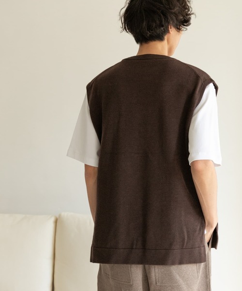 FORK&SPOON（フォークアンドスプーン）の「【WEB限定】FORK&SPOON　サイドスリットニットベスト（ニット/セーター・メンズ・ブラウン/ブラック・5/4）」の8枚目の写真