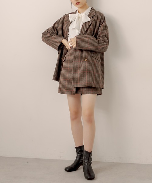 OLIVE des OLIVE(オリーブデオリーブ)の「ハンサムWジャケット(ピーコート・レディース・ダークブラウン/ブラウン/グレイッシュベージュ・FREE)」の13枚目の写真