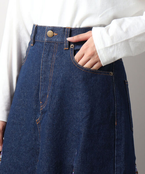 fredy repit（フレディレピ）の「花柄切替デニムスカート（デニムスカート・レディース・ブラック/ネイビー・38/36）」の16枚目の写真