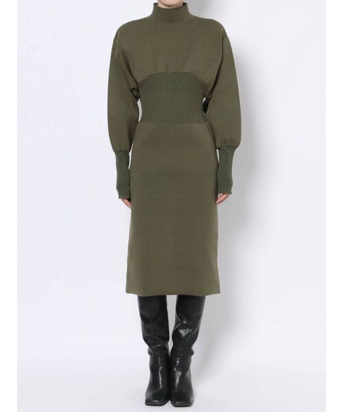 EMODA（エモダ）の「ラウンドニットミディワンピース（ワンピース・レディース・ベージュ/ブラック/カーキ・FREE）」の19枚目の写真