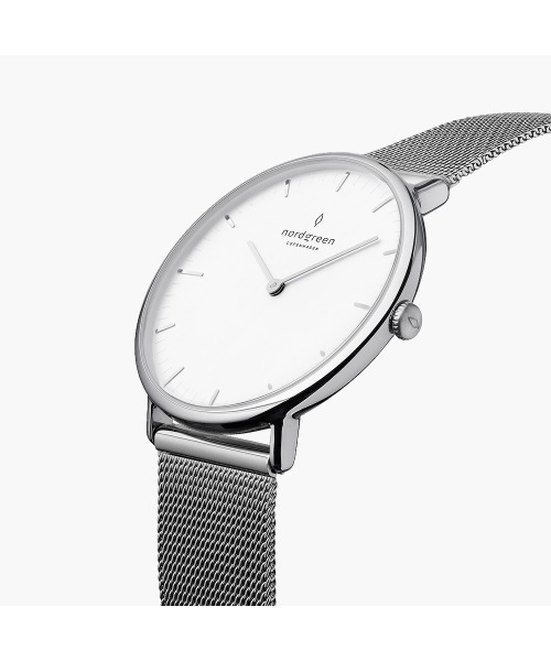 nordgreen(ノードグリーン)の「《nordgreen/ノードグリーン》新作 Native 限定BOXSET 40mm シルバーメッシュ ブラックレザー付属(アナログ腕時計・メンズ・シルバー・FREE)」の3枚目の写真
