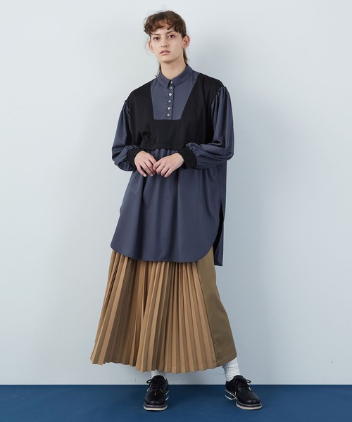 FRAPBOIS（フラボア）の「マリナプリーツ パンツ（その他パンツ・レディース・ベージュ/ネイビー・1/0）」の22枚目の写真