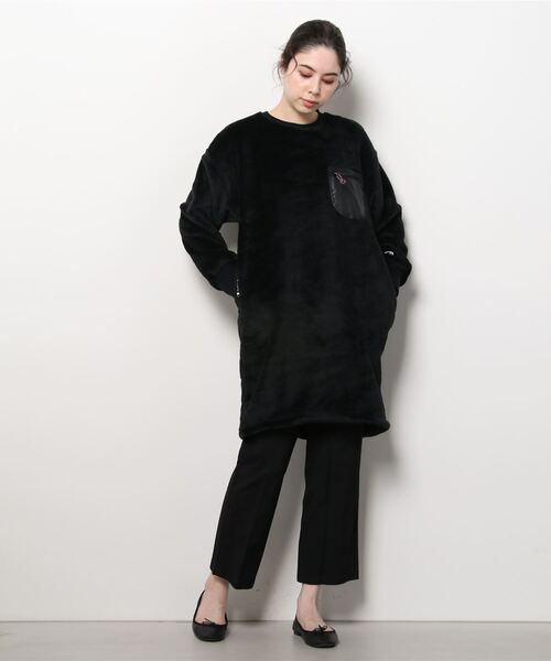 Champion（チャンピオン）の「Champion FLEECE ONEPIEACE DRESS（チュニック・レディース・ブラック/グレー/オリーブ・MEDIUM）」の19枚目の写真