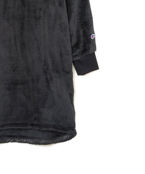Champion（チャンピオン）の「Champion FLEECE ONEPIEACE DRESS（チュニック・レディース・ブラック/グレー/オリーブ・MEDIUM）」の8枚目の写真