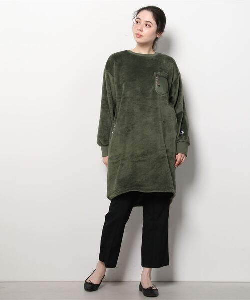 Champion（チャンピオン）の「Champion FLEECE ONEPIEACE DRESS（チュニック・レディース・ブラック/グレー/オリーブ・MEDIUM）」の20枚目の写真