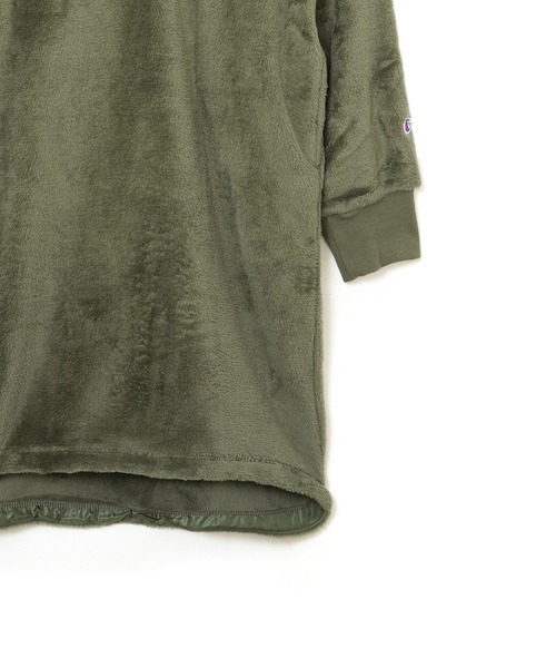 Champion（チャンピオン）の「Champion FLEECE ONEPIEACE DRESS（チュニック・レディース・ブラック/グレー/オリーブ・MEDIUM）」の18枚目の写真