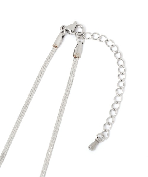 LEPSIM（レプシィム）の「ステンレススネイクネックレス　260773（ネックレス・レディース・シルバー/ゴールド・ONE SIZE）」の4枚目の写真