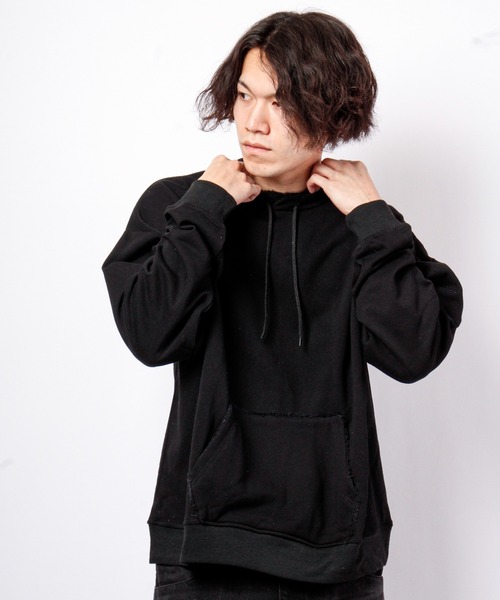 House of Blues（ハウスオブブルース）の「T/C裏毛ファー使いスタンドプルオーバー（スウェット・メンズ・ブラック/杢グレー・M/L）」の2枚目の写真