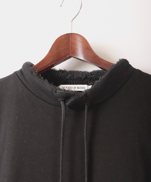 House of Blues（ハウスオブブルース）の「T/C裏毛ファー使いスタンドプルオーバー（スウェット・メンズ・ブラック/杢グレー・M/L）」の14枚目の写真