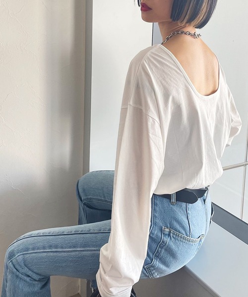 PAGEBOY（ページボーイ）の「ルーズネックロンT（Tシャツ/カットソー・レディース・ブラック/オフホワイト・FREE）」の6枚目の写真