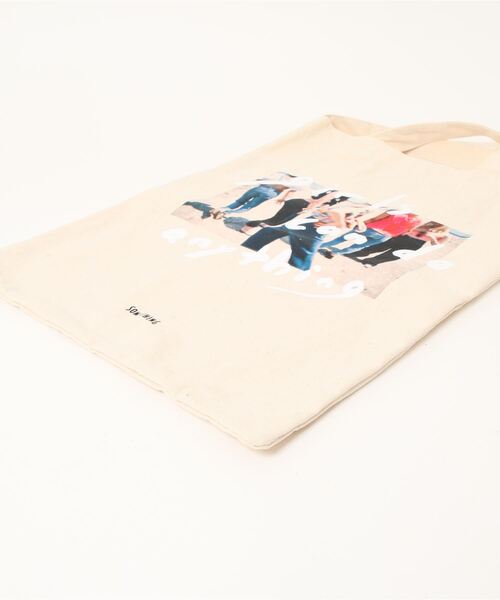 SOMETHING（サムシング）の「SOMETHING TOKYO SOME GIRLS 2WAYトートバッグ（トートバッグ・レディース・アイボリー・FREE）」の4枚目の写真