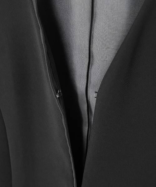 kaene（カエン）の「アシメデザインノーカラージャケット［一部ブラックフォーマル対応］（ノーカラージャケット・レディース・ブラック/ネイビー・40/38/36/34）」の22枚目の写真