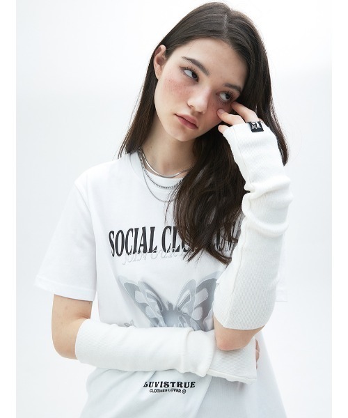 LUVISTRUE(ラヴイズトゥルー)の「A'GEM/9 × .kom 『LUV IS TRUE/ラブ イズ トゥルー』HAND WARMMER/ハンドウォーマー(アームカバー・レディース・アイボリー/ブラック・FREE)」の2枚目の写真