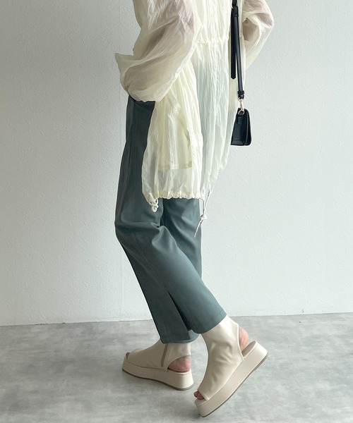 w closet（ダブルクローゼット）の「セミフレアパンツ（その他パンツ・レディース・ベージュ/ブルーグリーン/ブラック・マルチサイズ）」の12枚目の写真