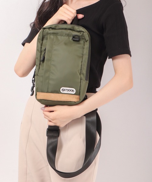 OUTDOOR PRODUCTS(アウトドアプロダクツ)の「OUTDOOR アウトドア ワンショルダーバッグ ボディバッグ ミニバッグ 男女兼用(ボディバッグ/ウエストポーチ・メンズ・ネイビー/カーキ/ブラック・FREE)」の20枚目の写真