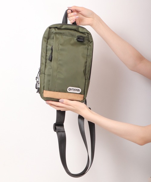 OUTDOOR PRODUCTS(アウトドアプロダクツ)の「OUTDOOR アウトドア ワンショルダーバッグ ボディバッグ ミニバッグ 男女兼用(ボディバッグ/ウエストポーチ・メンズ・ネイビー/カーキ/ブラック・FREE)」の13枚目の写真