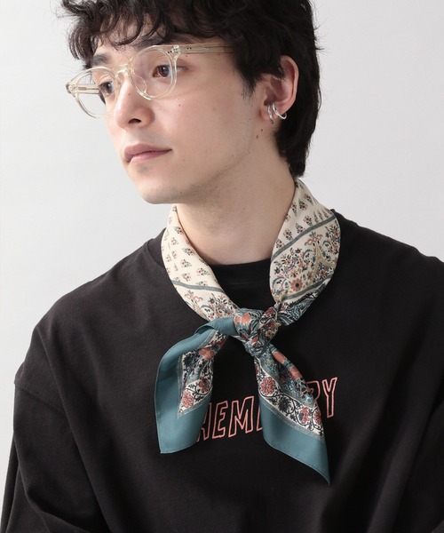 RAGEBLUE（レイジブルー）の「レトロガラスカーフ（バンダナ/スカーフ・メンズ・オリーブ/マスタード/ブラック/ライトブルー・FREE）」の5枚目の写真