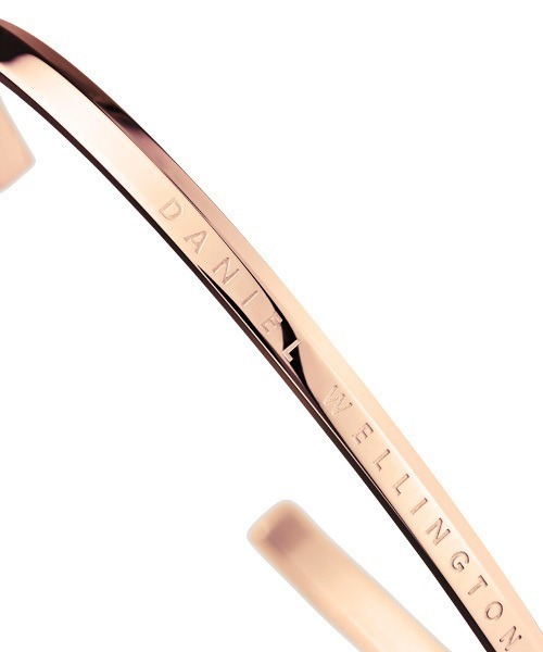 Daniel Wellington（ダニエルウェリントン）の「Daniel Wellington/ダニエル・ウェリントン Classic Cuff Small ブレスレット バングル（バングル/リストバンド・レディース・シルバー・ONE SIZE）」の10枚目の写真