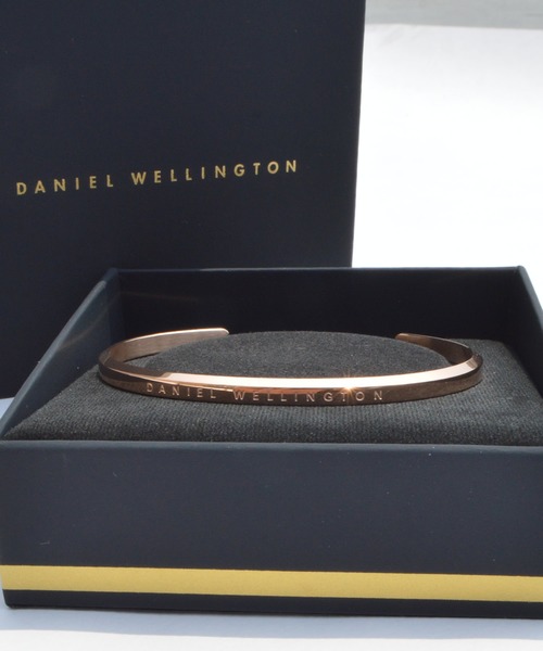 Daniel Wellington（ダニエルウェリントン）の「Daniel Wellington/ダニエル・ウェリントン Classic Cuff Small ブレスレット バングル（バングル/リストバンド・レディース・シルバー・ONE SIZE）」の7枚目の写真