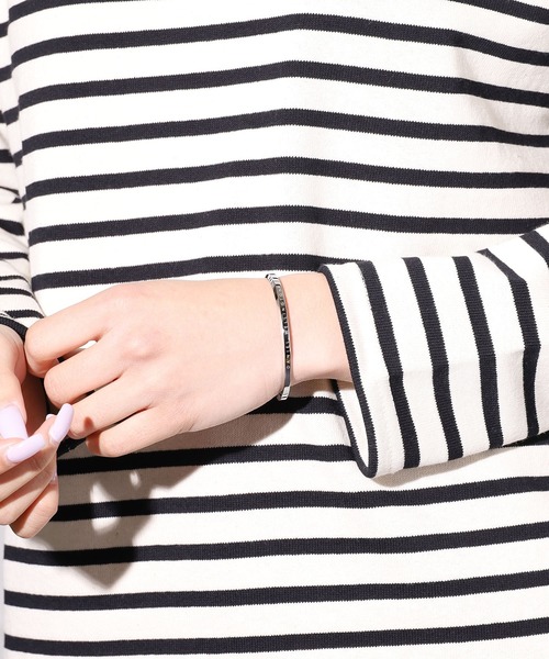 Daniel Wellington（ダニエルウェリントン）の「Daniel Wellington/ダニエル・ウェリントン Classic Cuff Small ブレスレット バングル（バングル/リストバンド・レディース・シルバー・ONE SIZE）」の20枚目の写真