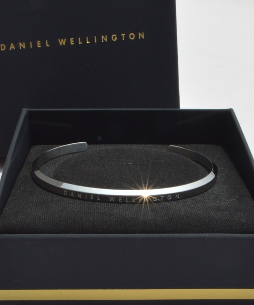 Daniel Wellington（ダニエルウェリントン）の「Daniel Wellington/ダニエル・ウェリントン Classic Cuff Small ブレスレット バングル（バングル/リストバンド・レディース・シルバー・ONE SIZE）」の21枚目の写真