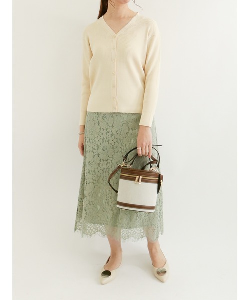 Te chichi（テチチ）の「Vネックリブカーディガン（カーディガン/ボレロ・レディース・オフホワイト/ブラック/グリーン/ピンク・ﾌﾘ-）」の7枚目の写真