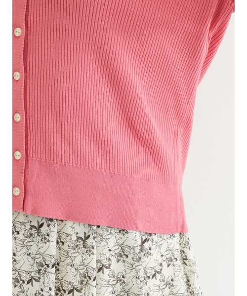 Te chichi（テチチ）の「Vネックリブカーディガン（カーディガン/ボレロ・レディース・オフホワイト/ブラック/グリーン/ピンク・ﾌﾘ-）」の10枚目の写真