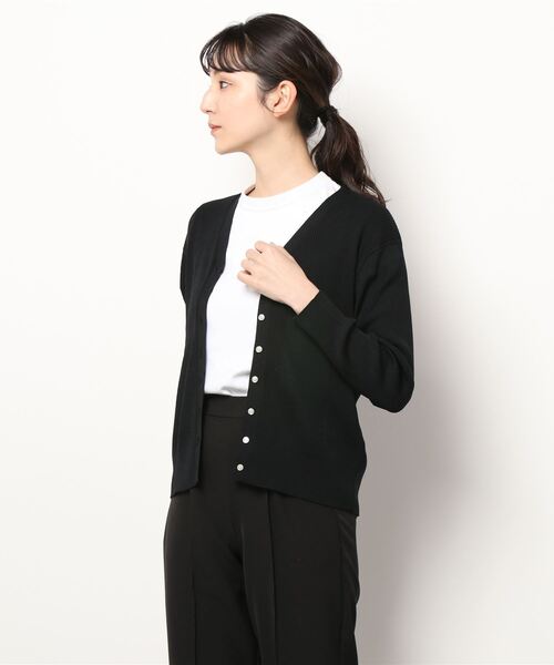 Te chichi（テチチ）の「Vネックリブカーディガン（カーディガン/ボレロ・レディース・オフホワイト/ブラック/グリーン/ピンク・ﾌﾘ-）」の18枚目の写真