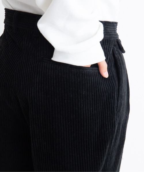 e.sen(イーセン)の「e.sen イーセン / ben ベン コーデュロイ 2タックパンツ 太コールトラウザー イージーパンツ / esenfw22p02(その他パンツ・メンズ・ブラック・SMALL/MEDIUM)」の17枚目の写真