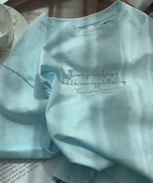 Bifrost（ビフレスト）の「カラーロゴプリントTシャツ（Tシャツ/カットソー・レディース・ホワイト/ベージュ/ブルー・M/L）」の4枚目の写真