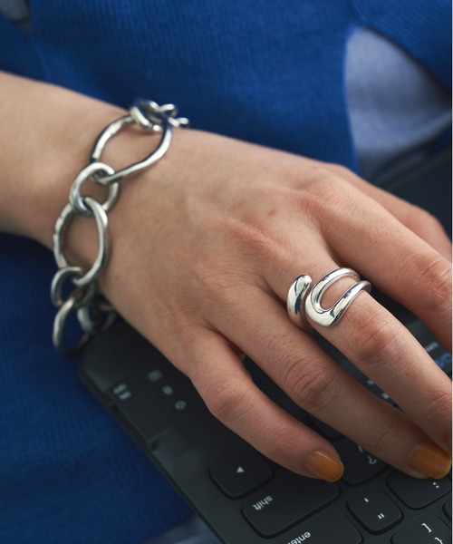 VACANCY(ヴァカンシー)の「ニュアンスチェーンブレスレット(ブレスレット・レディース・シルバー・FREE)」の3枚目の写真