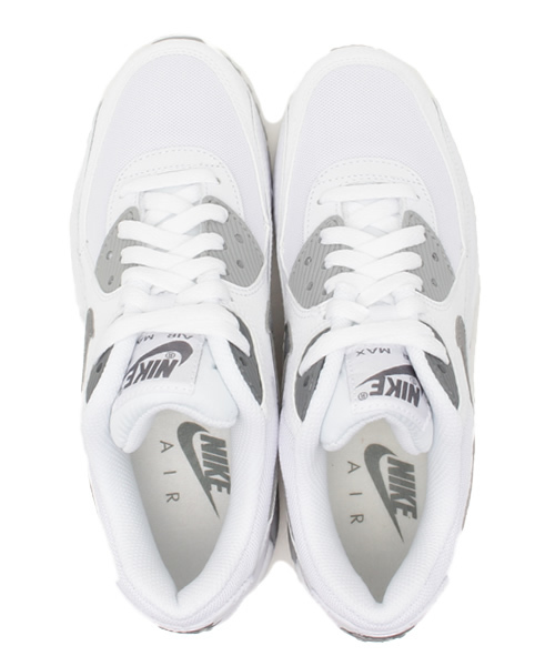 ODETTE E ODILE(オデットエオディール)の「【WEB限定】ナイキ/NIKE エアMAXエッセンシャル(スニーカー・レディース・ホワイト・23cm/23.5cm/24cm/24.5cm)」の4枚目の写真