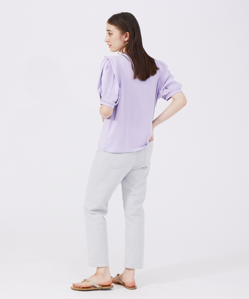 qualite(カリテ)の「【Doux.】パフスリーブカットソー(Tシャツ/カットソー・レディース・ホワイト/カーキ/ラベンダー・フリー)」の13枚目の写真