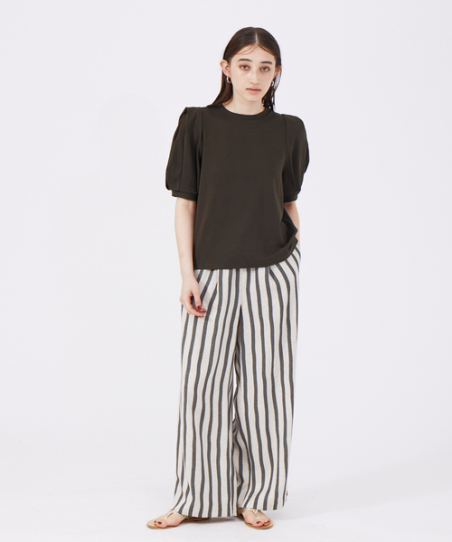 qualite(カリテ)の「【Doux.】パフスリーブカットソー(Tシャツ/カットソー・レディース・ホワイト/カーキ/ラベンダー・フリー)」の14枚目の写真