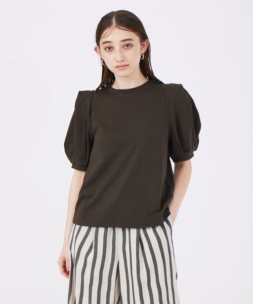 qualite(カリテ)の「【Doux.】パフスリーブカットソー(Tシャツ/カットソー・レディース・ホワイト/カーキ/ラベンダー・フリー)」の16枚目の写真