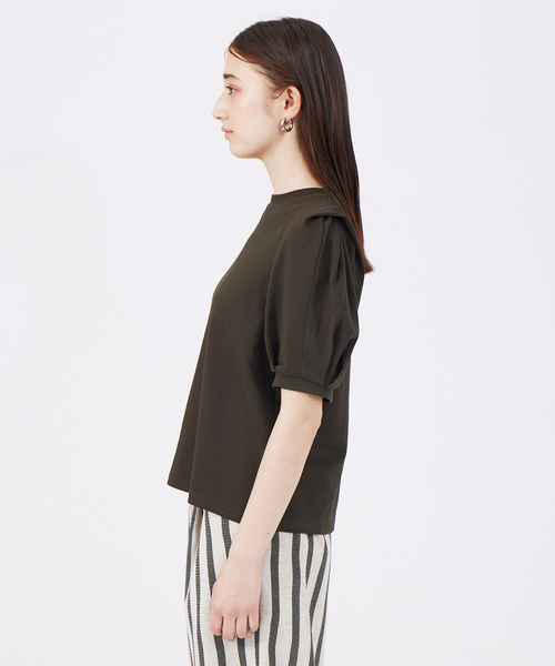 qualite(カリテ)の「【Doux.】パフスリーブカットソー(Tシャツ/カットソー・レディース・ホワイト/カーキ/ラベンダー・フリー)」の17枚目の写真