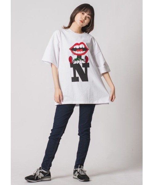 RE730(アールイーセブンサーティー)の「RE730 かわいいなみおくん アルファベット半袖ビッグシルエットTシャツ(Tシャツ/カットソー・メンズ・ブラック/オフホワイト・MEDIUM/LARGE/X-LARGE)」の4枚目の写真