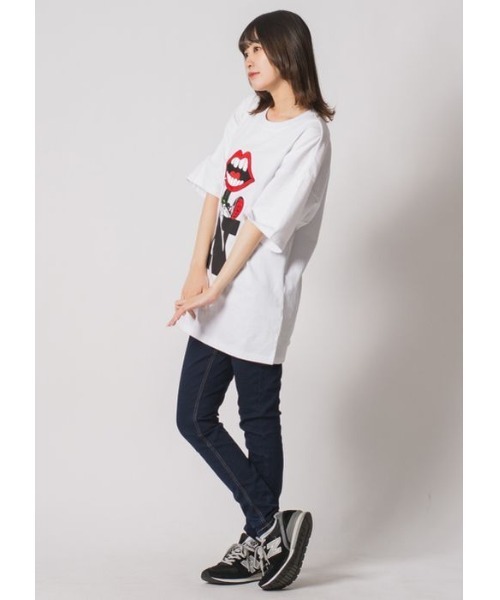 RE730(アールイーセブンサーティー)の「RE730 かわいいなみおくん アルファベット半袖ビッグシルエットTシャツ(Tシャツ/カットソー・メンズ・ブラック/オフホワイト・MEDIUM/LARGE/X-LARGE)」の5枚目の写真